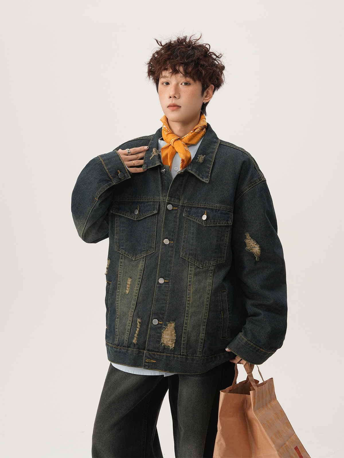 Veste en jean déchirée style A - Mens Fashion Denim Jacket avis et prix