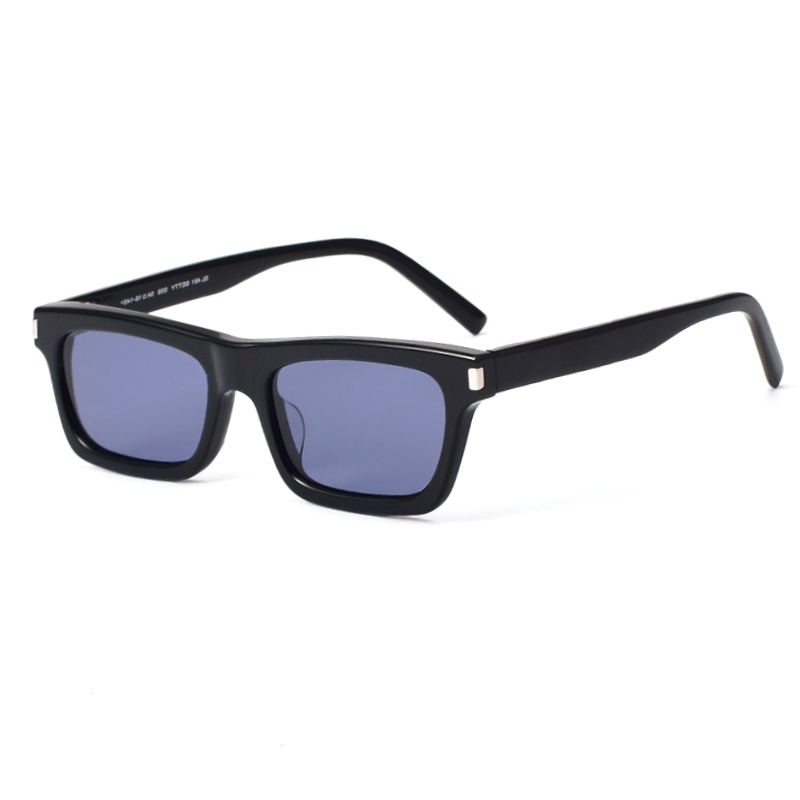 Lunettes de soleil noires Supe - Men'S Paris Fashion Week avis et prix